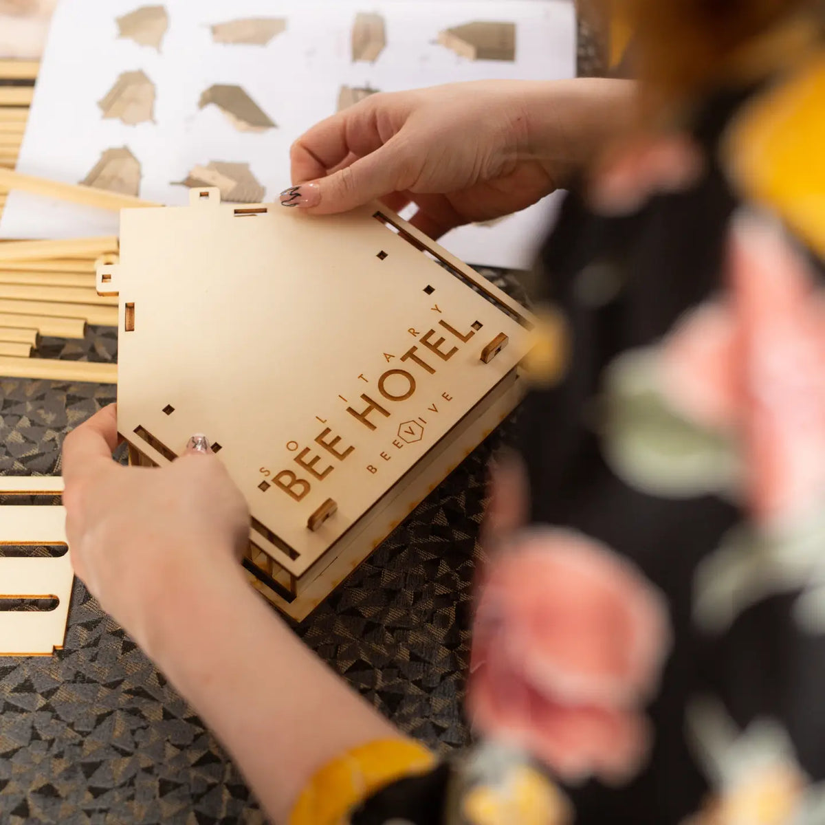 Bee Hotel Kit