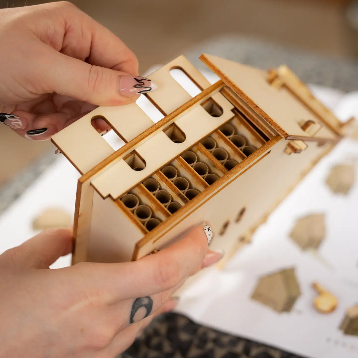 Bee Hotel Kit