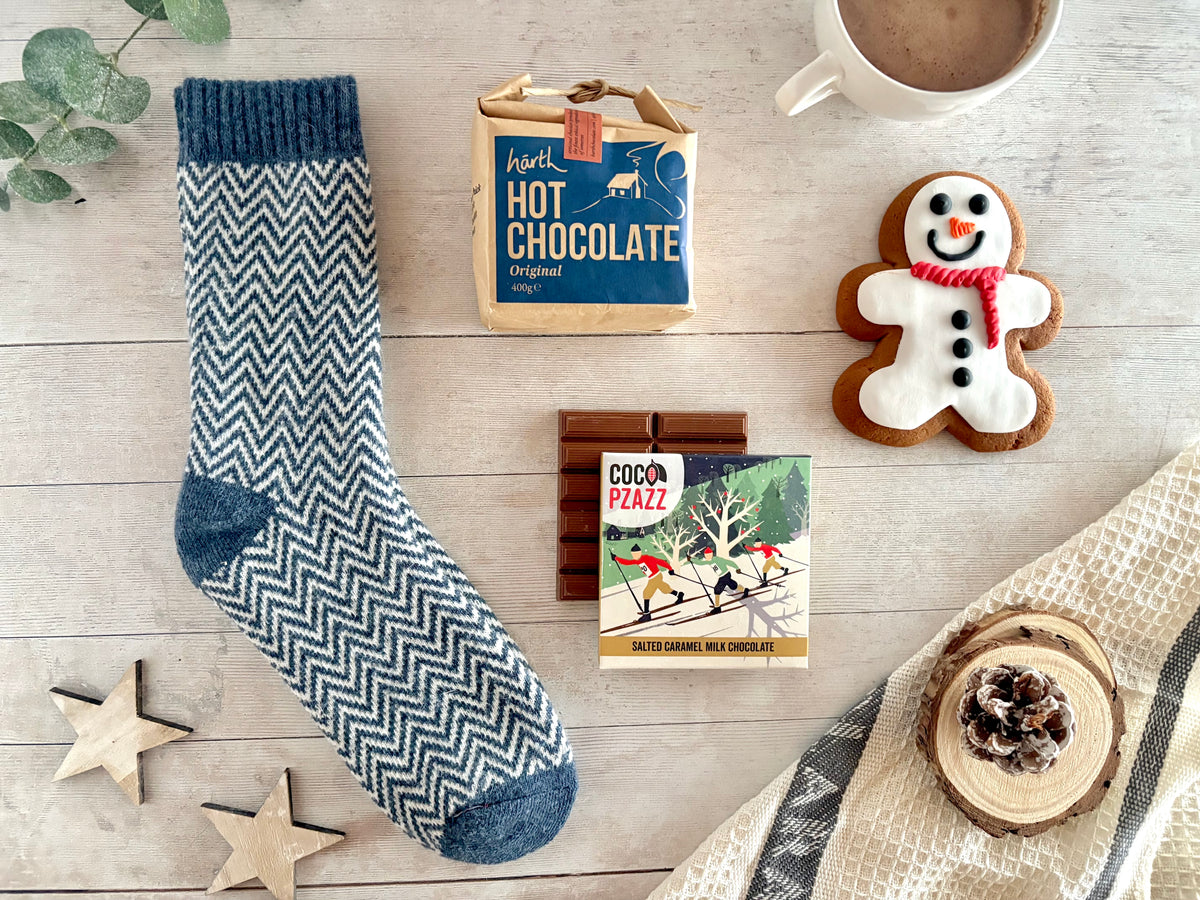 Winter Frosty Nights Gift Package with Navy Herringbone
cosy socks, hot chocolate, snowman ginger biscuit and milk chocolate bar
