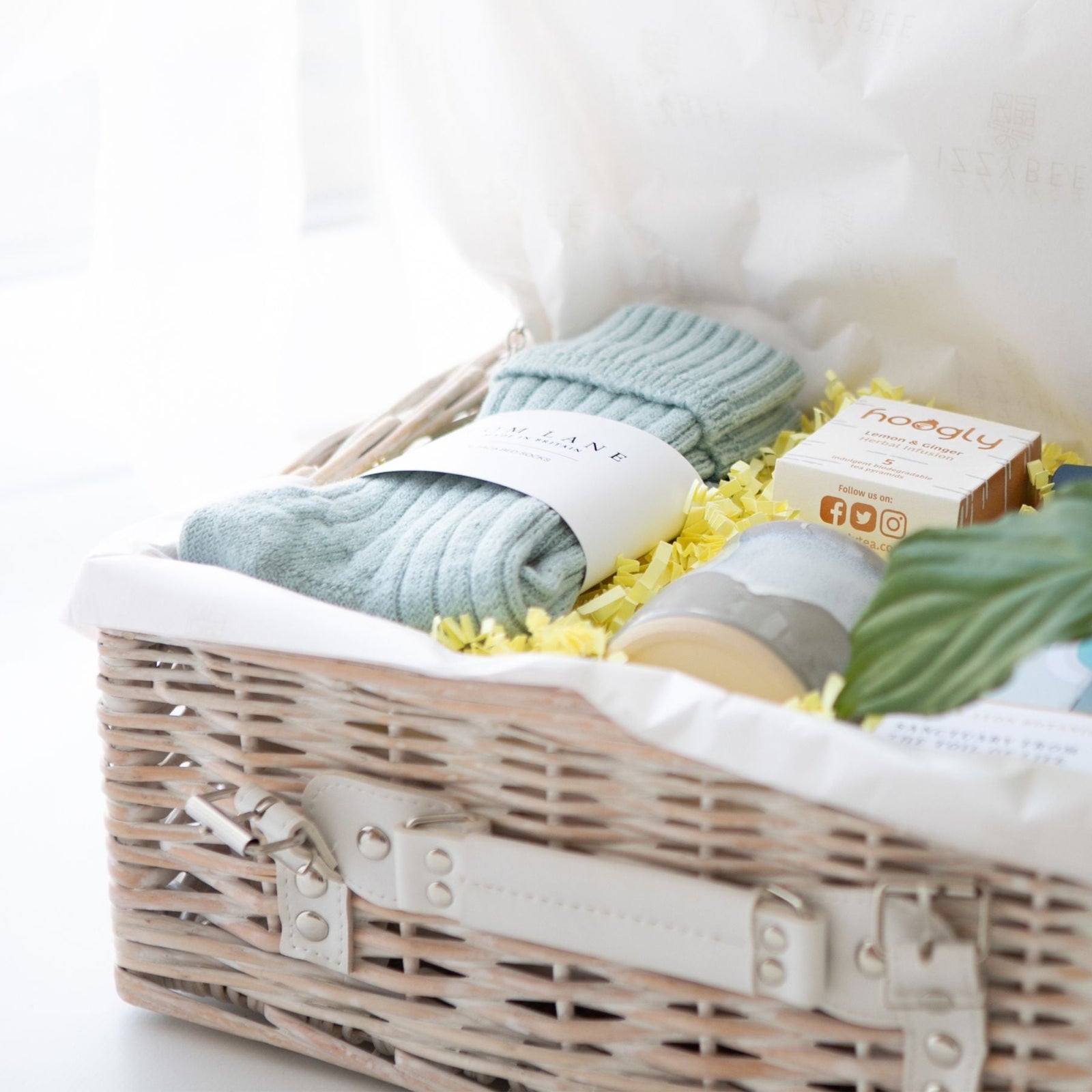 Gift Hamper Basket Self Care IzzyBee