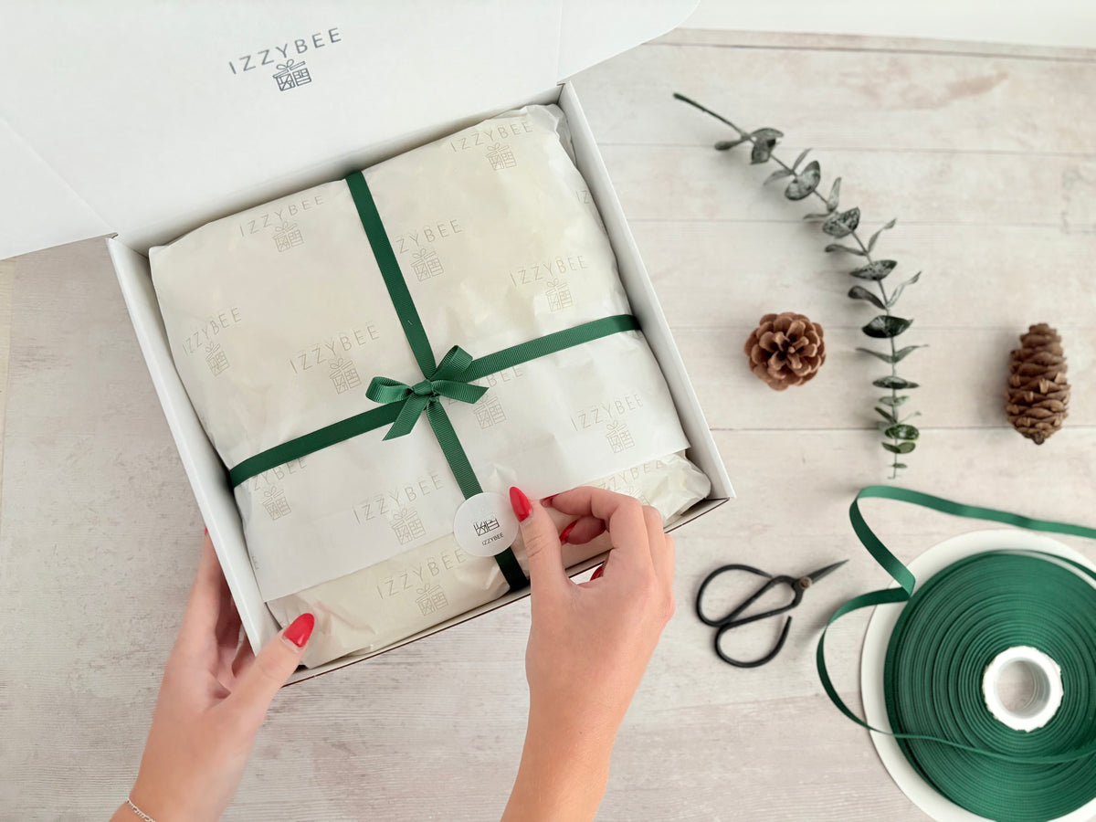 Make Your Own Christmas Gift Hamper