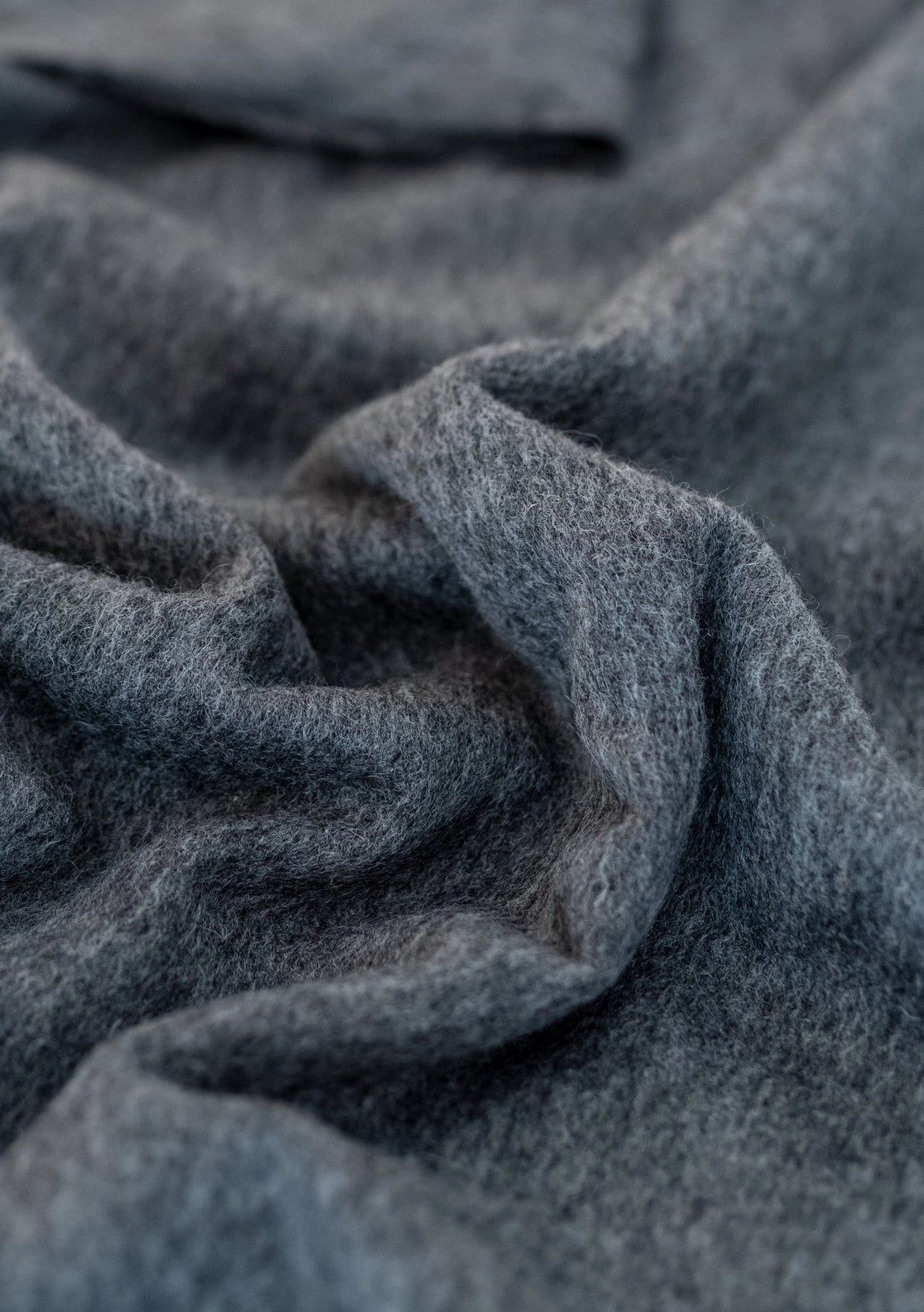 Lambswool Scarf - Charcoal