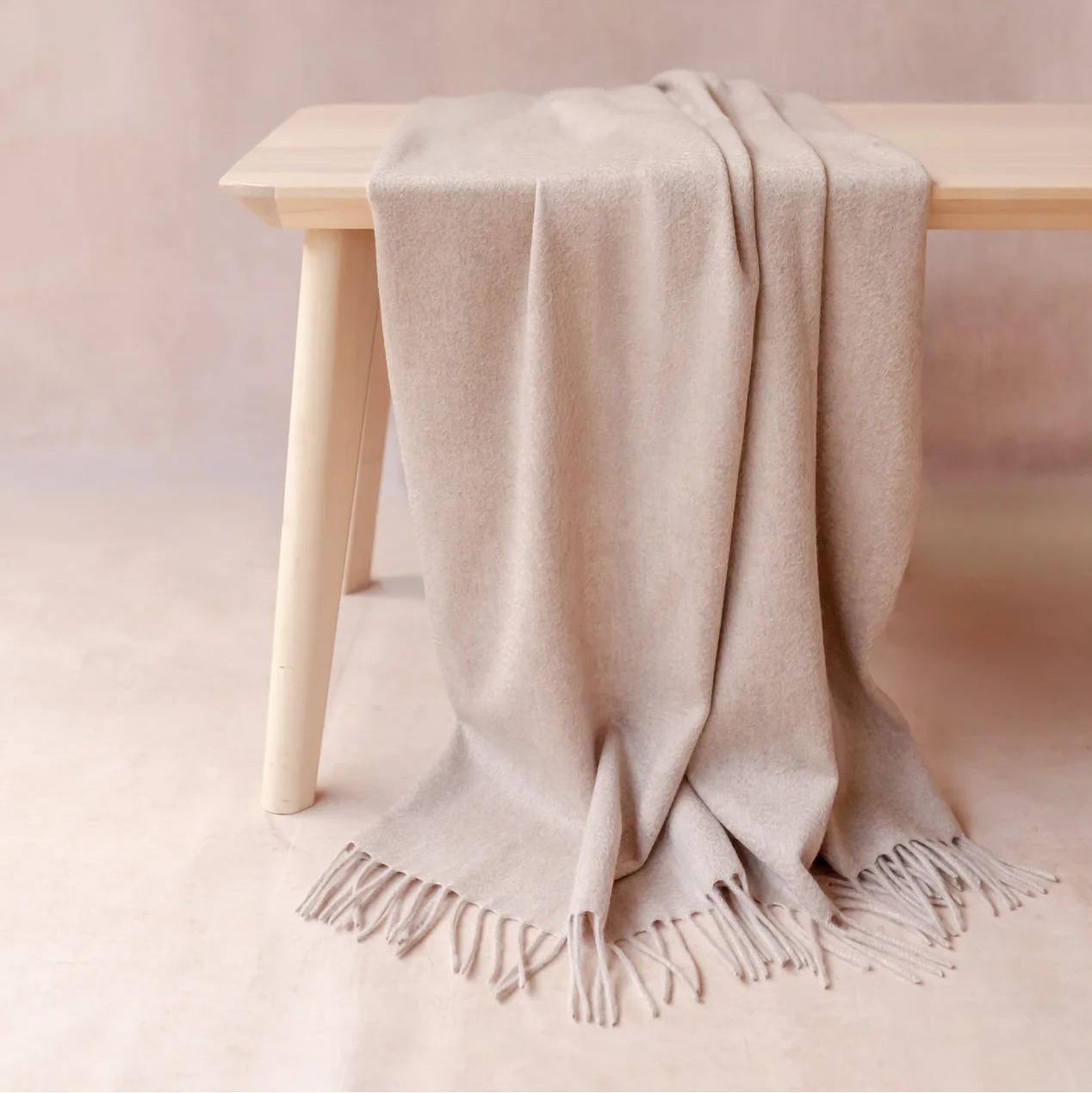 Pure cashmere oatmeal melange blanket