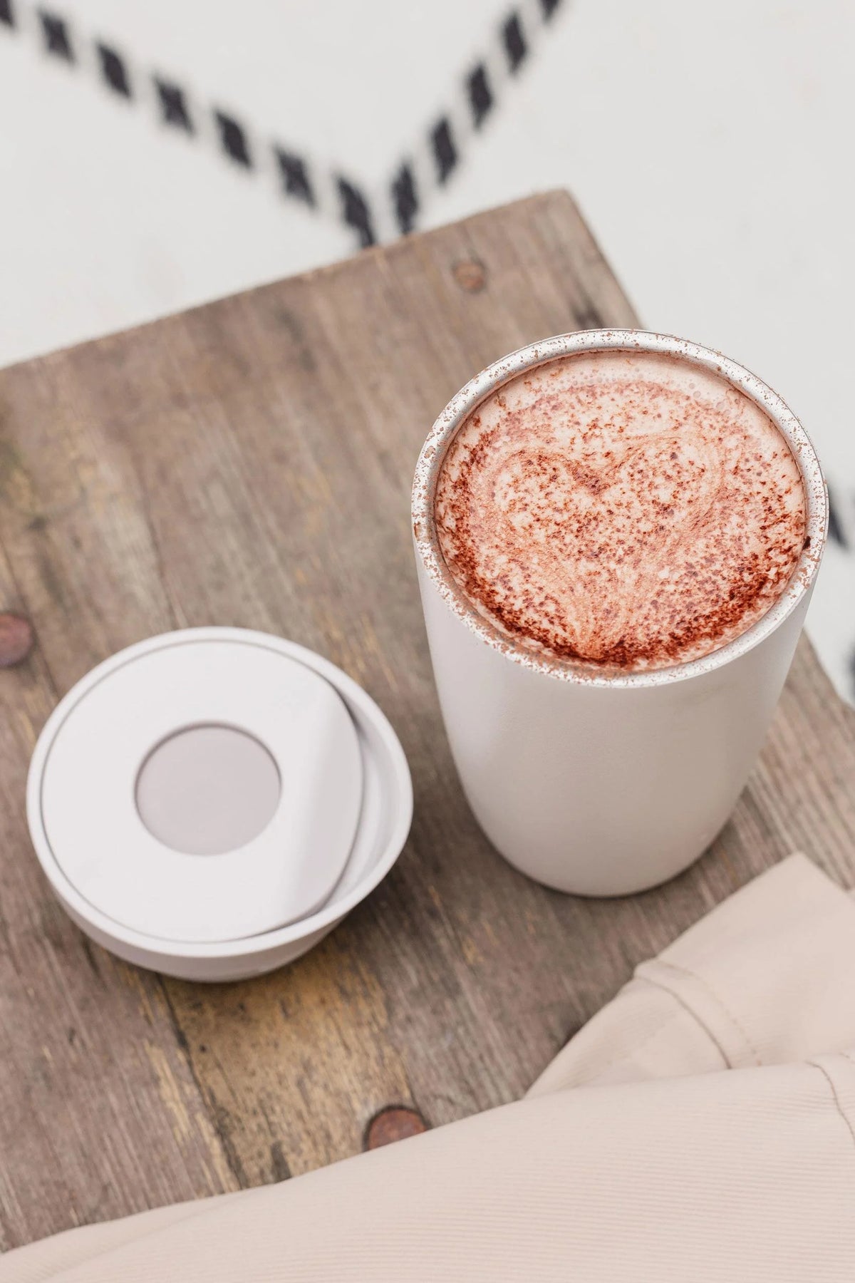 Travel Cup - stone white