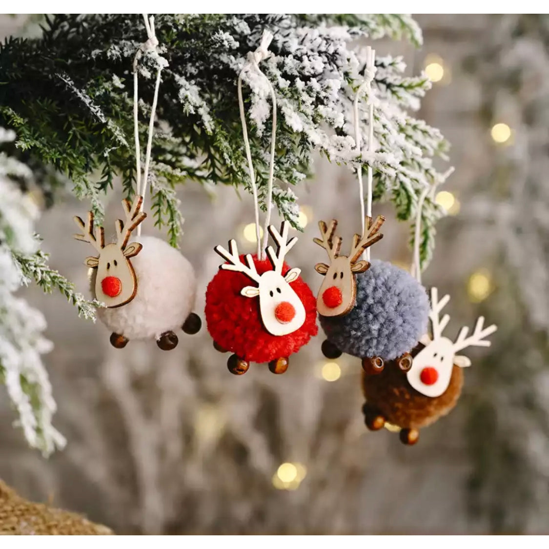Reindeer pom pom decoration