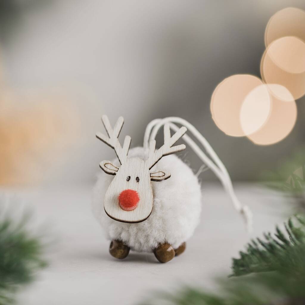Reindeer pom pom decoration